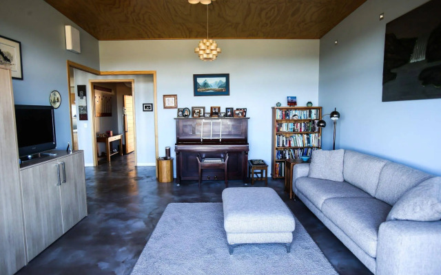 Redvale Ridge B&B