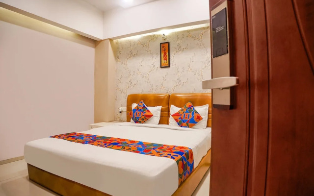 Fabhotel Divine Casa