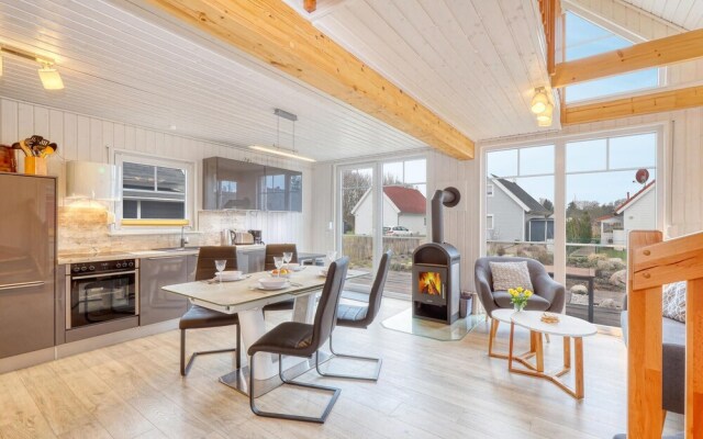 Stunning Home in Zerpenschleuse With 2 Bedrooms and Wifi