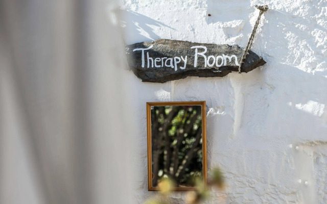 Hotel Rural Biniarroca - Adults Only