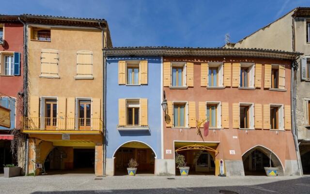 Hotel Les Arcades Le Lion d'Or