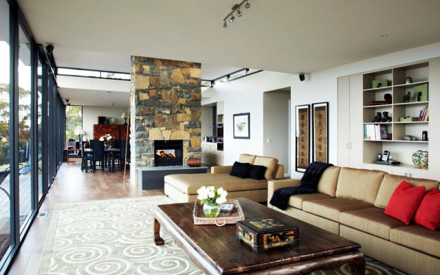 Dragonfly Lodge