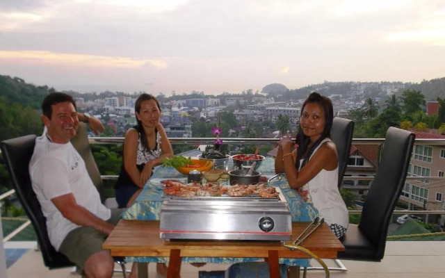 Mountain Seaview Luxury Apartments