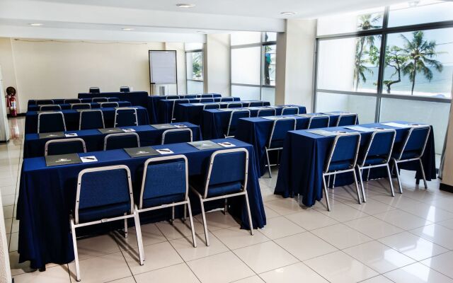 Jangadeiro Hotel e Convenções