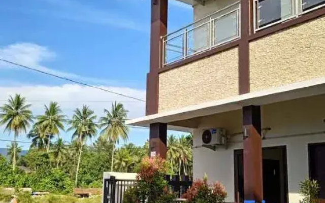 Morowali Beach Hotel
