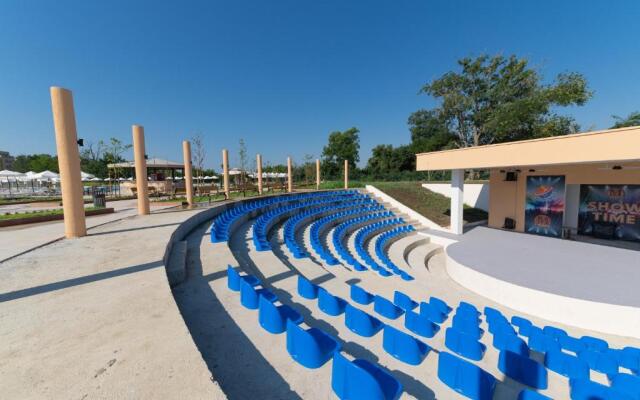 Sunrise River Beach Resort