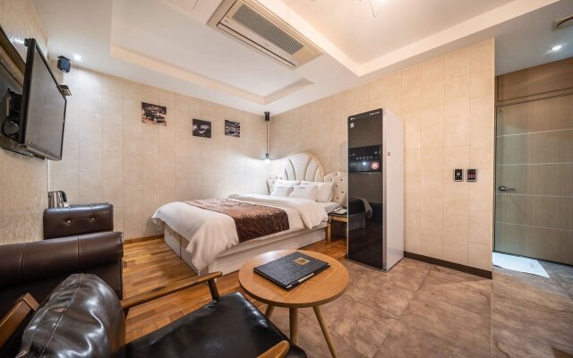 Blixx Hotel