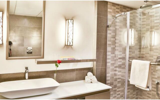 T24 Residency Mumbai International Airport Hotel