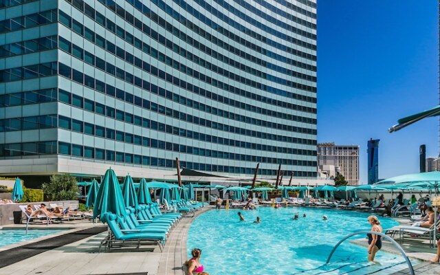 Vdara Suites by AirPads