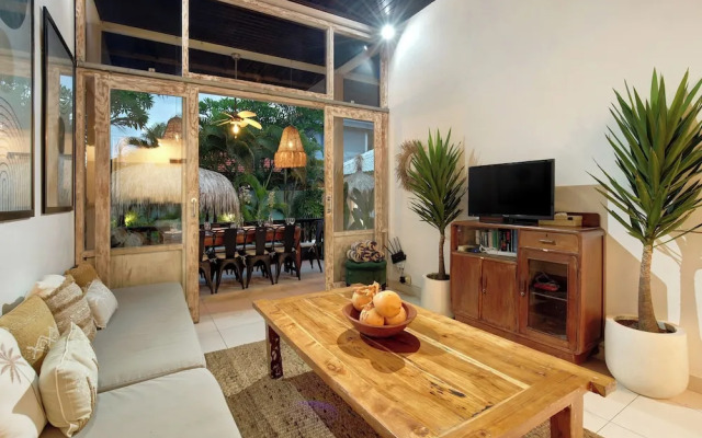Seminyak Seagrass Villa