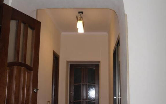 Vayskovy Hostel
