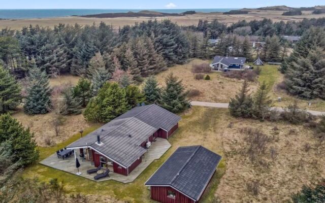 "Henrich" - 450m from the sea in NW Jutland