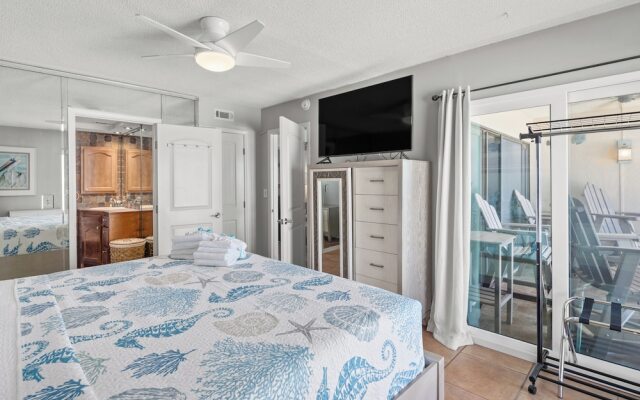 Gulfgate B307 - Red Wave