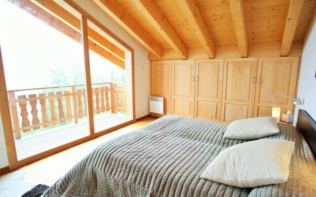 Quaint Chalet in Les Collons with Hot Tub