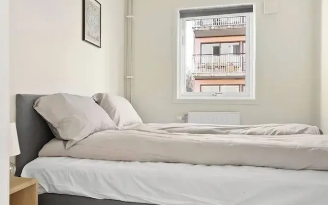 Charming Oslo Apartment With Balcony & Rooftop Access