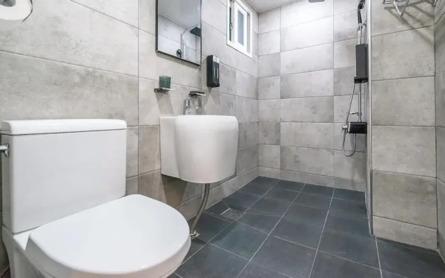 Gyeongju Modern Pool Villa