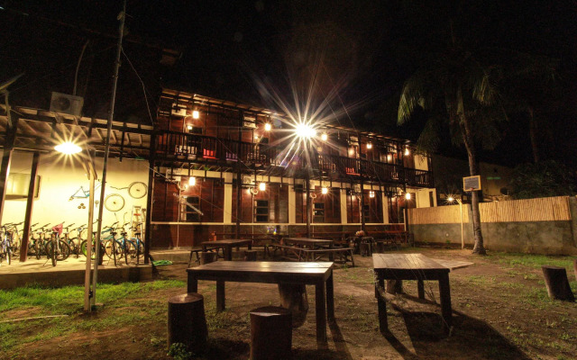 Gili Buana Hostel & Backpackers