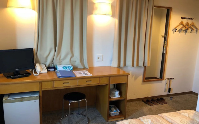 Business Hotel Cosmo Inn