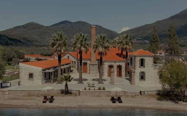 Zaira Hotel