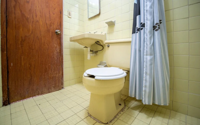 OYO Hotel Arena Surf