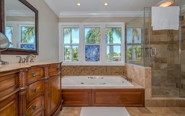 293 Harbor Drive - 4Br Home