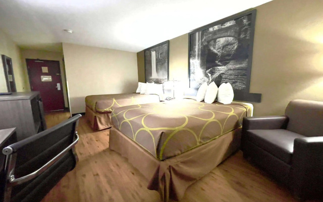 Super 8 by Wyndham Ithaca