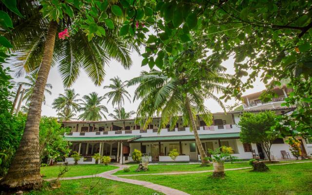 Sea View Beach Unawatuna Hotel