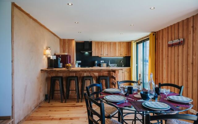 La Petite Maison Basse Corréo