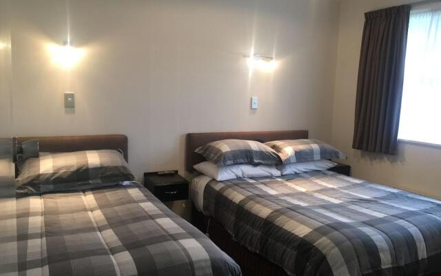 Coachman Motel