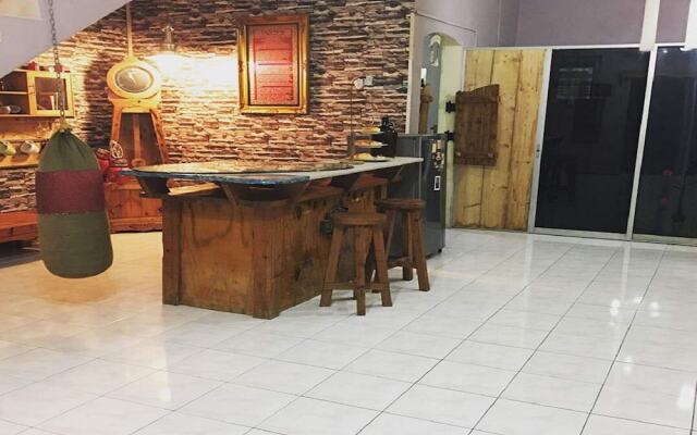 Homestay Pagar Buruk