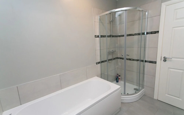 University Road Apartments