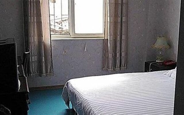 Qingdao Harbour View Inn