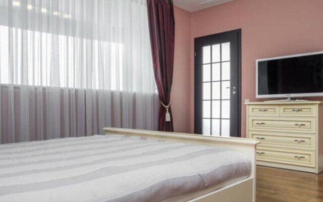 Apartment in Zaporozhye. Antica