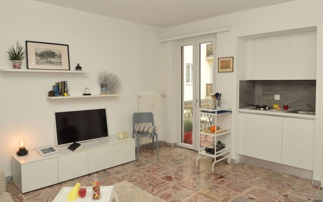 Bright Stunning Central Apartment In Front Of Lugano Lake