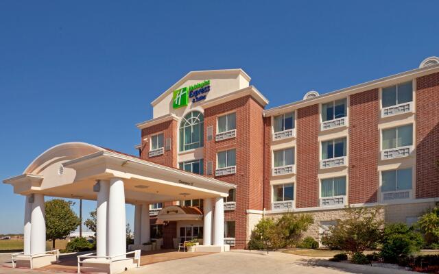 Holiday Inn Express & Suites Lake Worth, an IHG Hotel