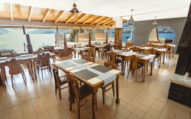 Mascardi Park Lodge & Hotel