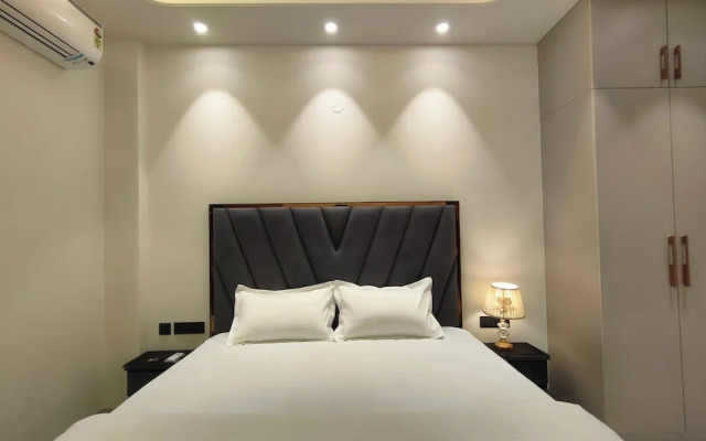 Let'stay DLF Phase- 1, Gurugram