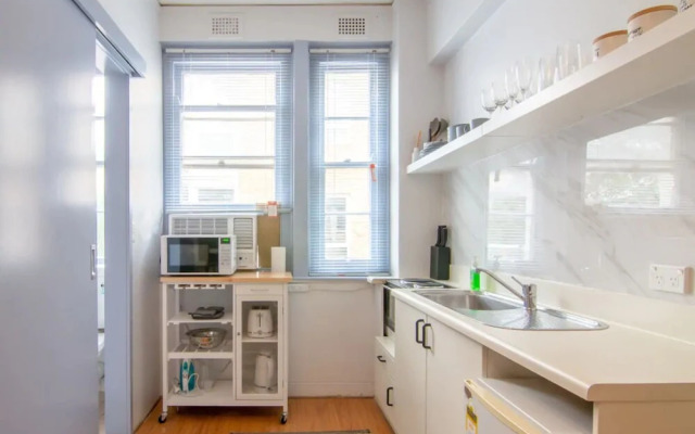 Stylish Studio Apartment In Surry Hills