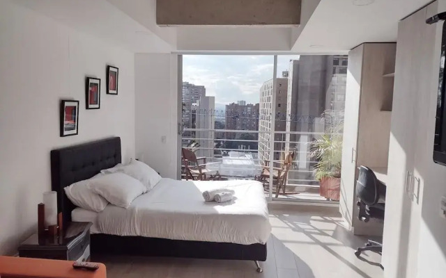 Loft Centro Internacional con balcón 608