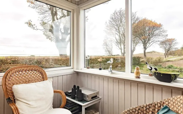 6 Person Holiday Home in Martofte