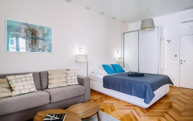 Apartments Amorozo