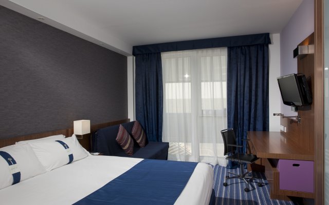 Holiday Inn Express Madrid-Leganes, an IHG Hotel