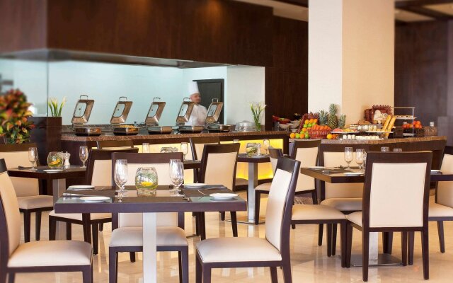 Movenpick Hotel Apartments Al Mamzar Dubai