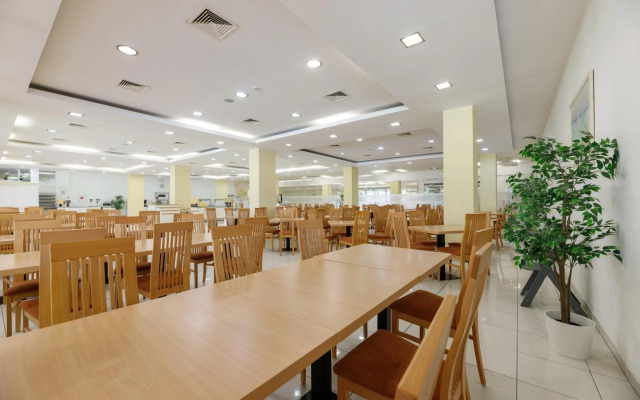 Family Hotel Adria