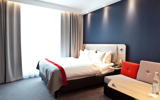 Holiday Inn Express Frankfurt Airport-Raunheim by IHG
