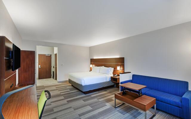 Holiday Inn Express Hotel & Suites Dallas Lewisville by IHG