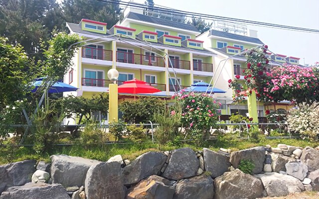 Boryeong Yongdu Beachbill Pension