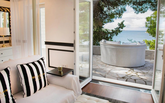 Villa Mey's Place On The Beach