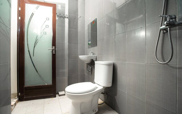 RedDoorz near Palembang Trade Center 3