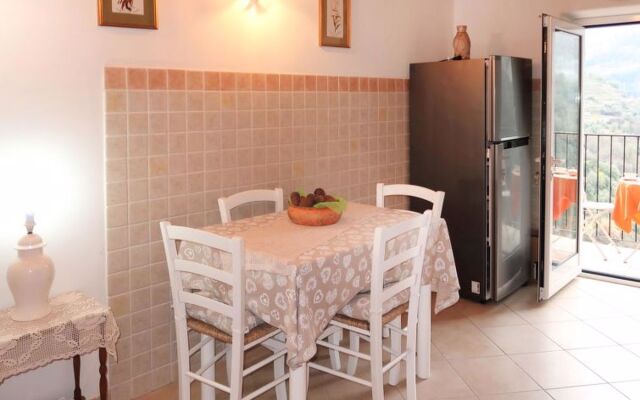 House Reanna Apricale